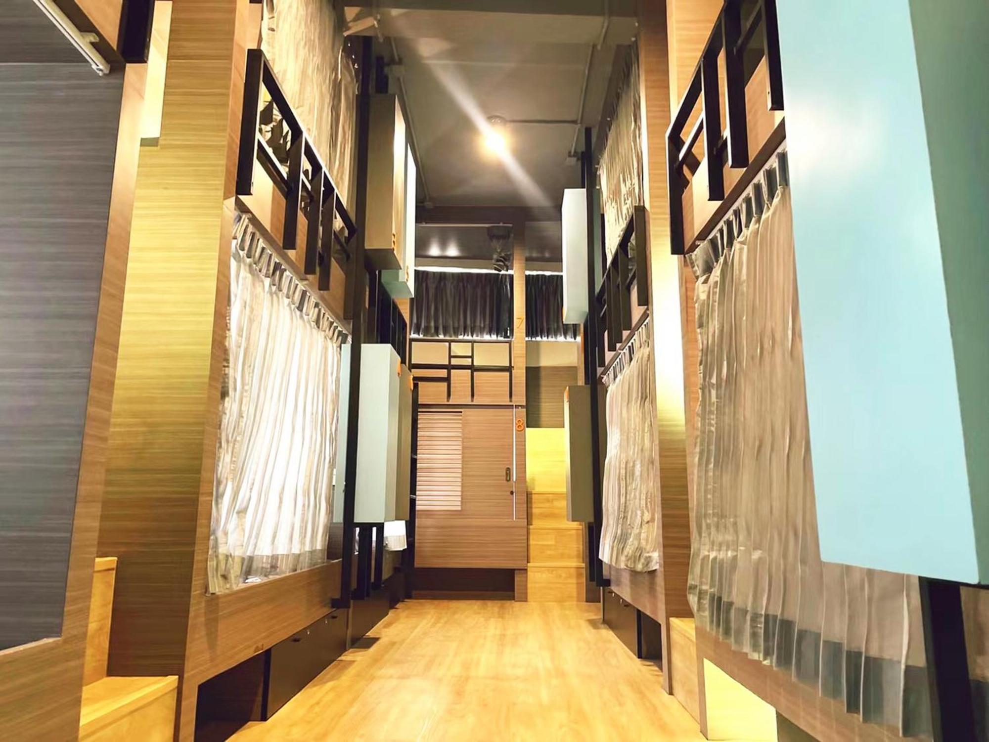 Susu Khaosan Hostel Bangkok Luaran gambar
