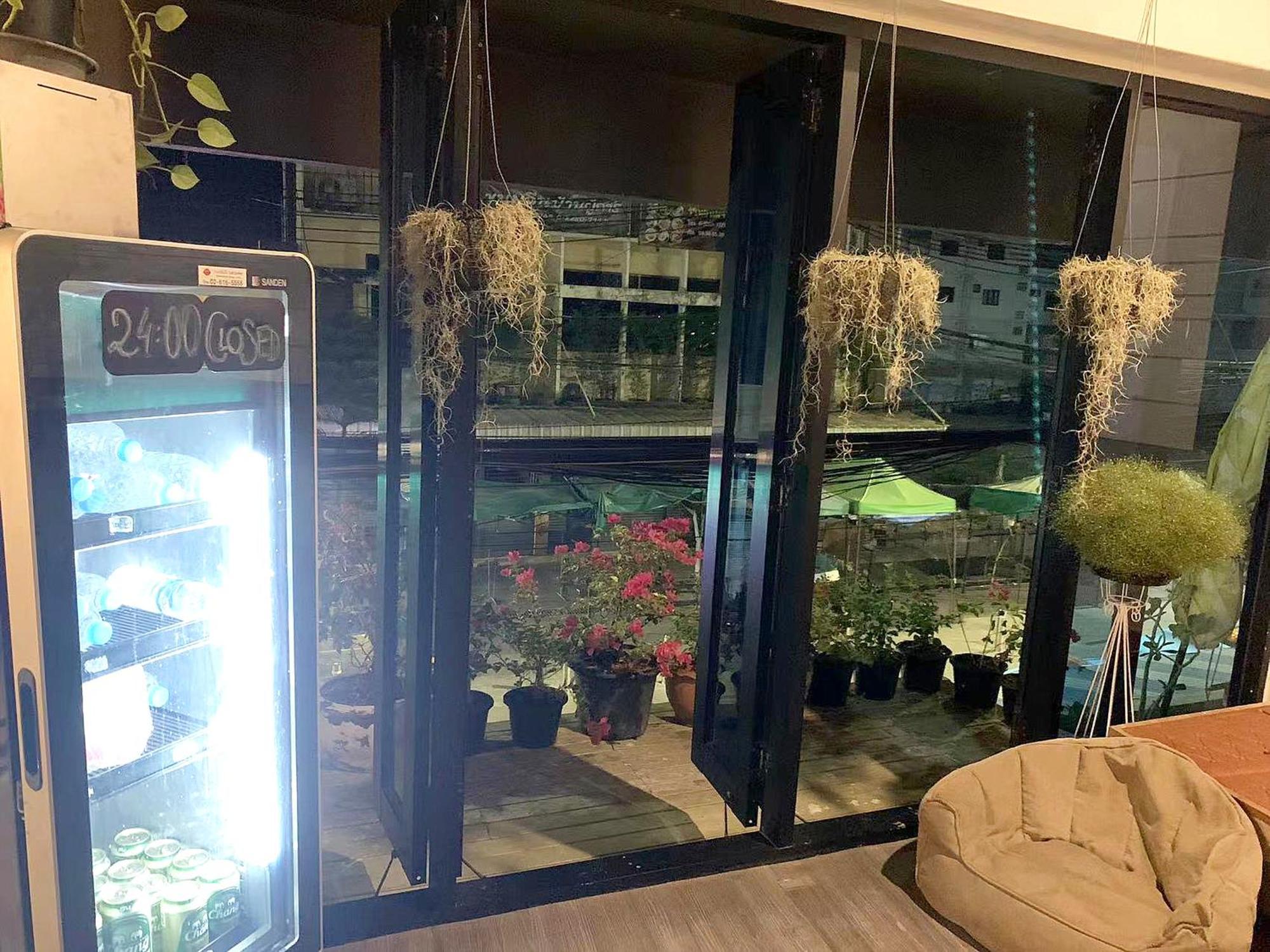Susu Khaosan Hostel Bangkok Luaran gambar